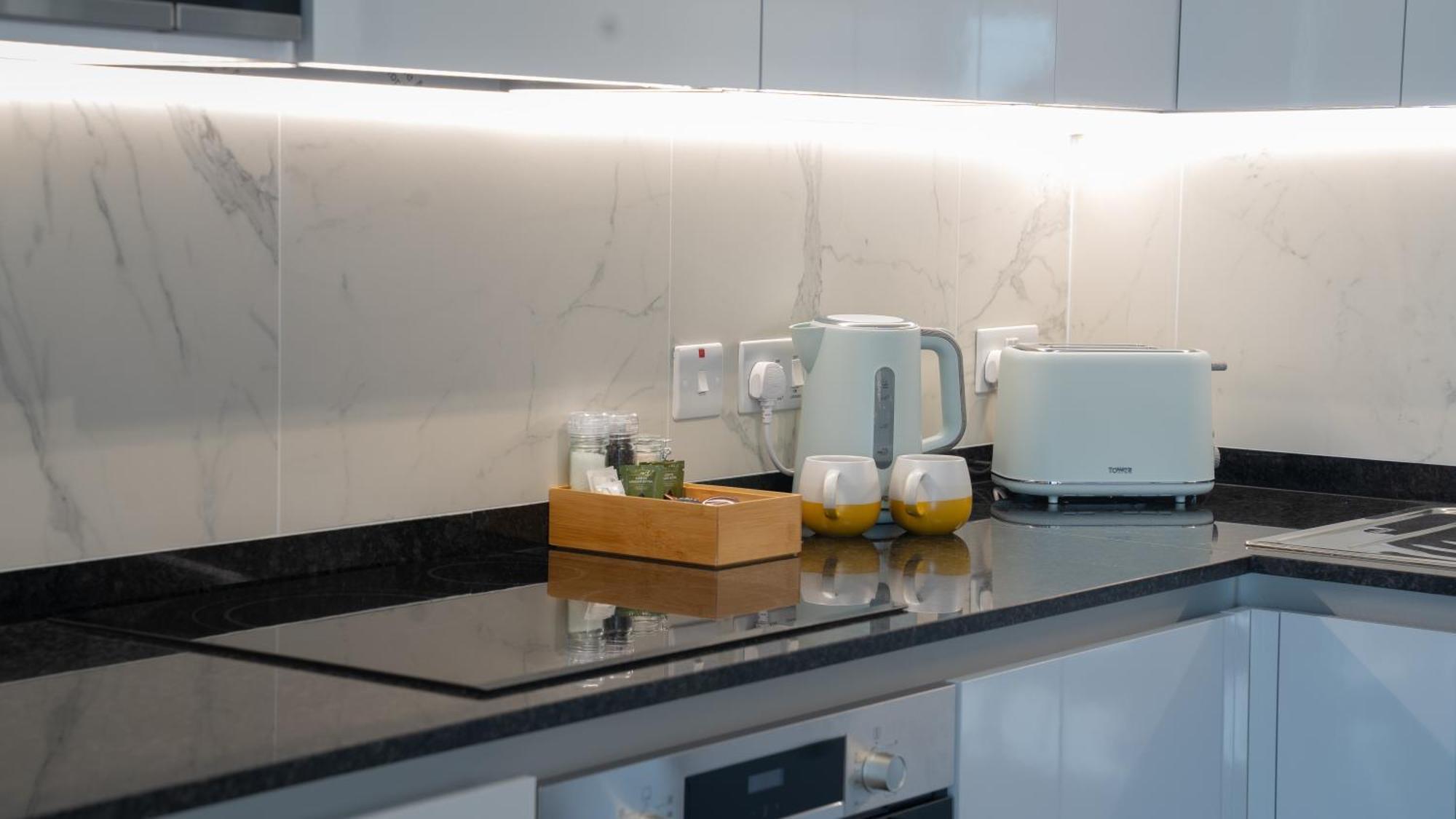 E1 Suites & Spa Aparthotel Style - Gym & Spa Gibilterra Esterno foto